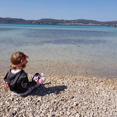 Mobile Biograd Soline Apartman