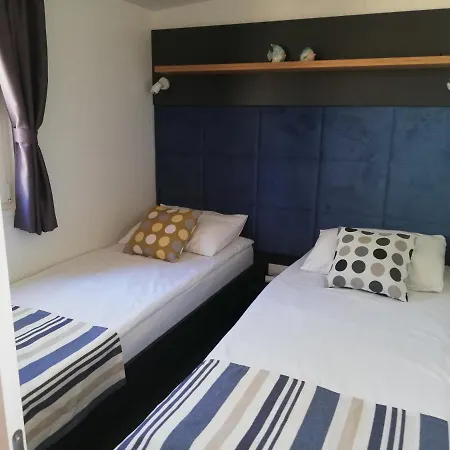 Mobile Biograd Soline Apartman *
